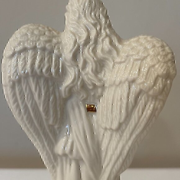 Lenox Angel Playing the Violin, Ivory Porcelain, 6" Tall, EUC, No Box - Picture 5 of 7